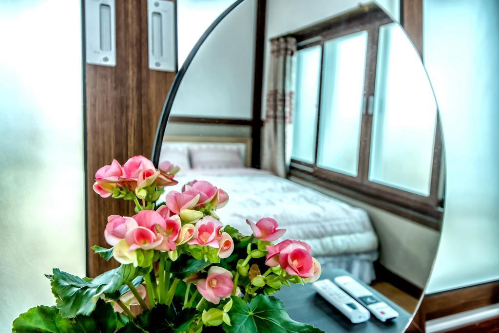 Вилла Jeju Myung House Согвипхо Экстерьер фото